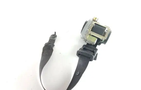 Mercedes-Benz E W211 Front seatbelt 2118600185