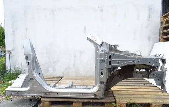 Nissan X-Trail T32 Front side member 