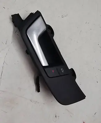 Audi A4 S4 B6 8E 8H Front door interior handle 8E1837019