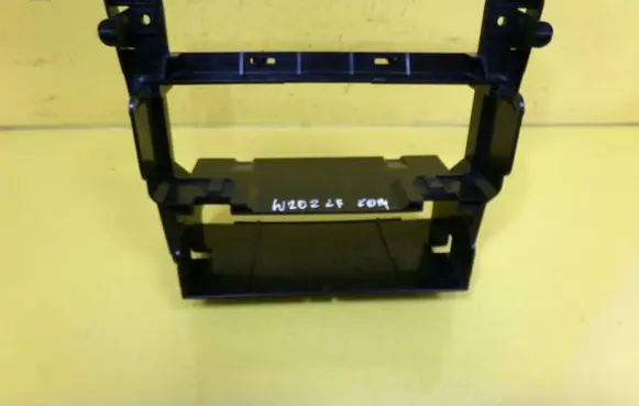 Mercedes-Benz C W202 Dashboard center trim panel 2026890016
