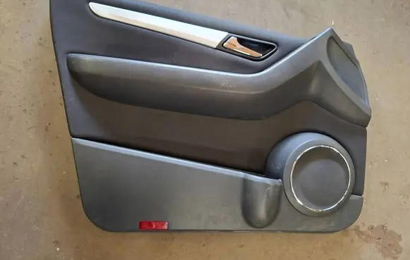 Mercedes-Benz B W245 Front door card panel trim 1697200358 JC329530