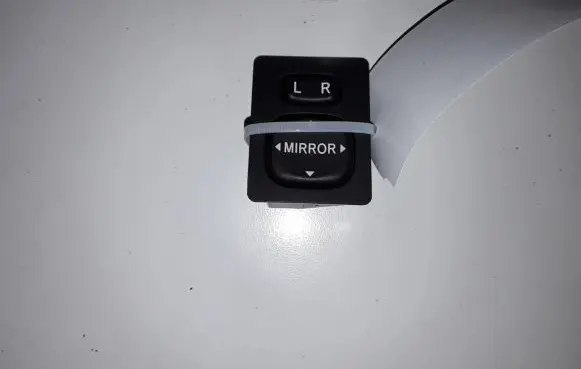 Toyota Auris 150 Wing mirror switch 769746F