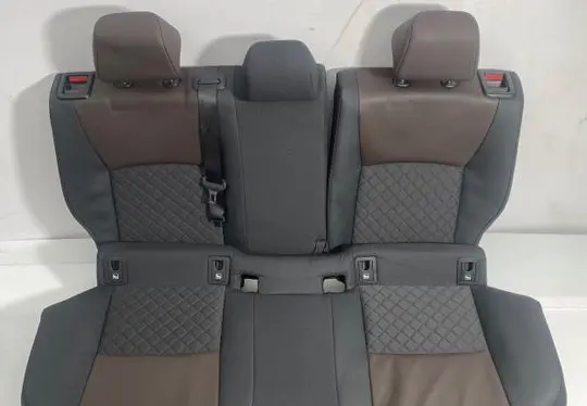 Toyota C-HR I Rear seat 