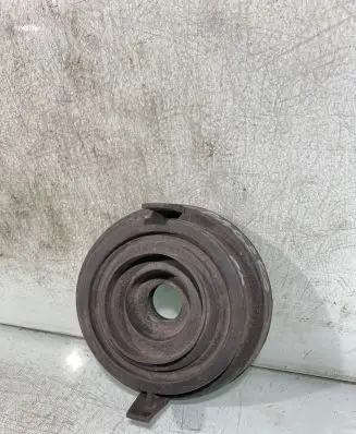 Mitsubishi Pajero Headlight/headlamp dust cover