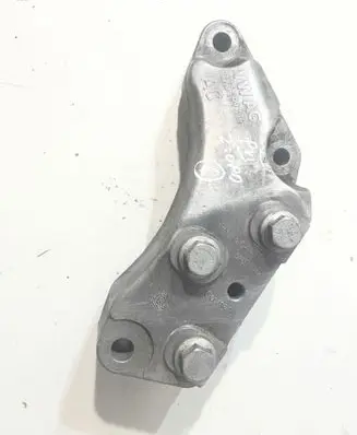 Volkswagen PASSAT B6 Gearbox mounting bracket 1K0199117
