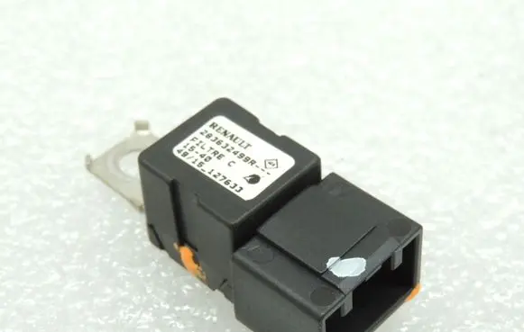 Renault Espace V (RFC) Aerial antenna amplifier 283632499R