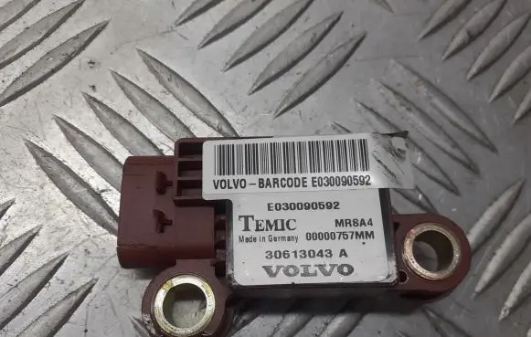 Volvo S40 Airbag deployment crash/impact sensor 30613043A