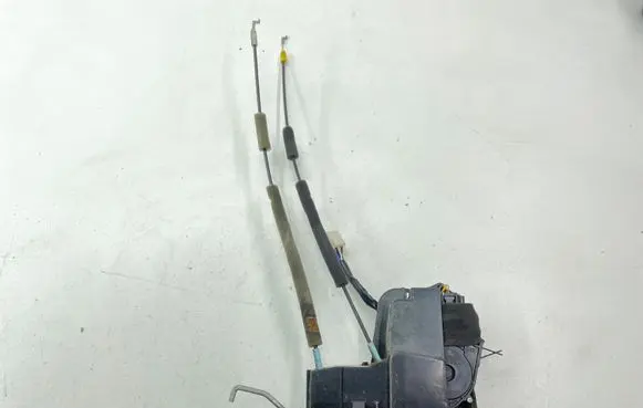 Mazda CX-7 Rear door lock
