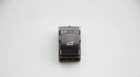 BMW X4 F26 Tailgate/boot open switch button 9303662