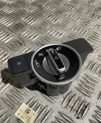 Mercedes-Benz E C207 W207 Light switch A2129050551 100915
