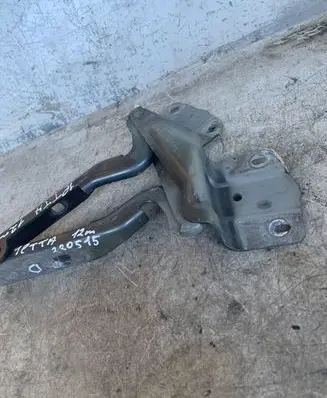 Volkswagen Jetta VI Engine bonnet/hood hinges