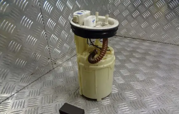 Seat Ibiza III (6L) Mechanical fuel pump 6Q0919051F