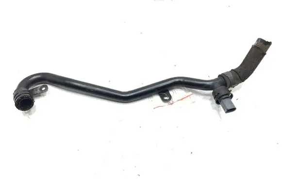 Volkswagen Tiguan Engine coolant pipe/hose 5N0121065