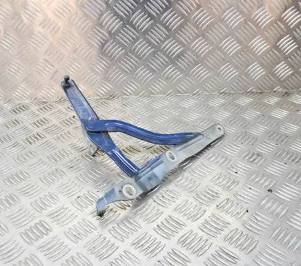 Audi TT Mk1 Tailgate/trunk/boot hinge 8N7827299A