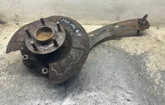 Volvo S40 Rear wheel hub
