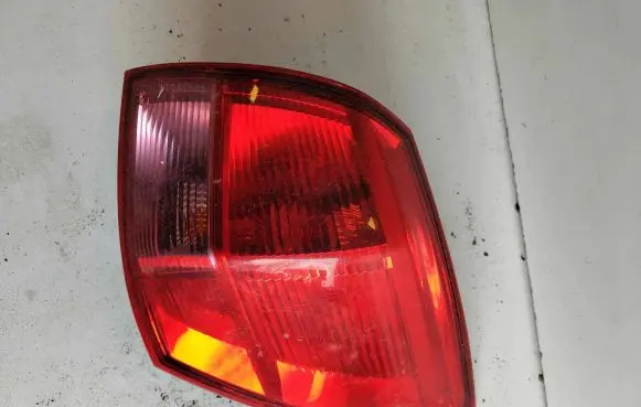 Nissan Qashqai Rear/tail lights 89070312