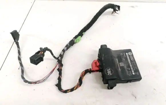 Volkswagen Touran I Other control units/modules 1K0907530F 1K0907951