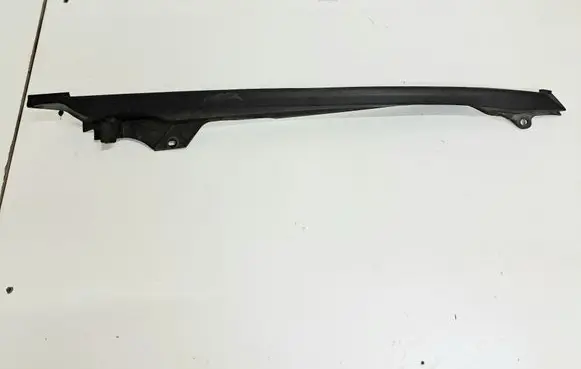 Honda Accord Fender end trim 