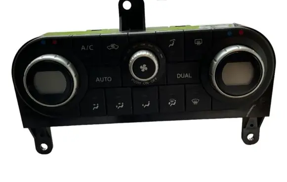 Nissan Qashqai Climate control unit 27500BR45B C0708RD