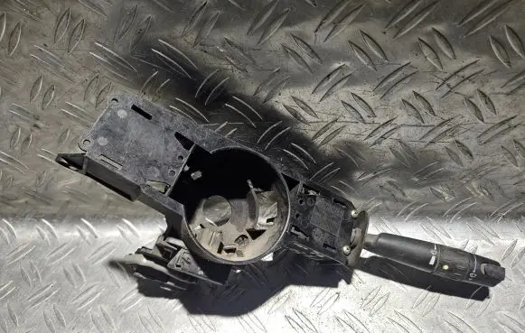 Peugeot 605 Indicator stalk 6155