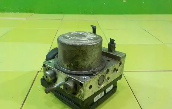 Nissan Juke I F15 ABS Pump 476601KK0C XP240