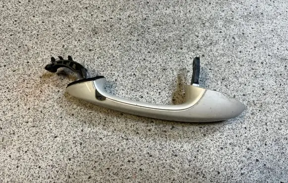 BMW X3 G01 Front door exterior handle 7470536