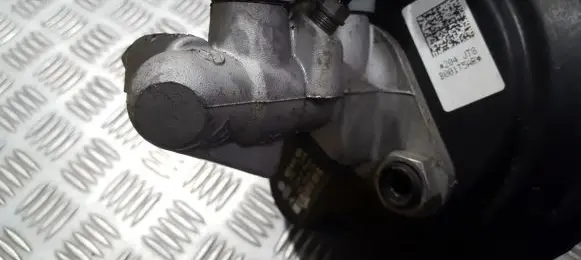 Volkswagen Golf V Master brake cylinder