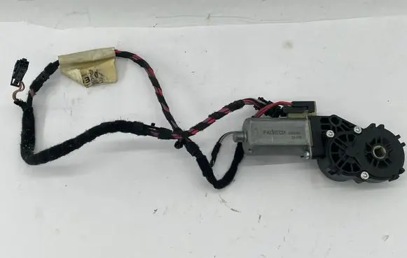 Seat Alhambra (Mk2) Seat adjustment motor 0390203469