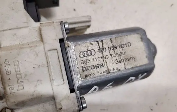 Audi A6 S6 C6 4F Front door window regulator motor 4F0959801D 1101997003201
