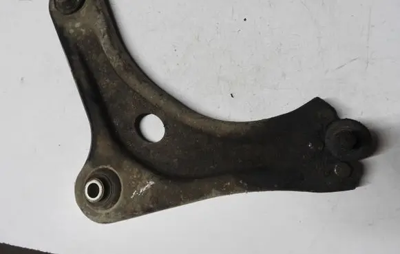 Citroen C4 Grand Picasso Front control arm 20DP98