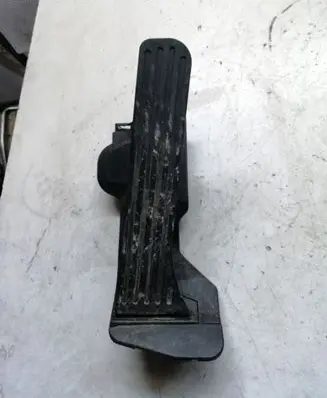 Volkswagen Golf VI Accelerator throttle pedal 1K2721503T