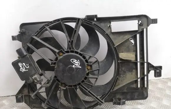 Ford C-MAX II Electric radiator cooling fan 8240588