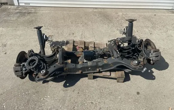 Volvo V70 Rear axle beam 