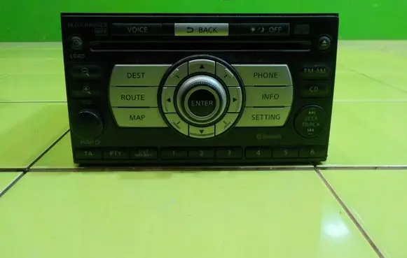 Nissan X-Trail T31 Radio/CD/DVD/GPS head unit 28185JG41A