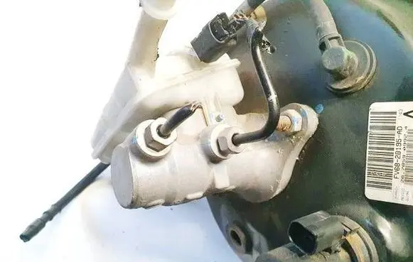 Ford C-MAX II Master brake cylinder CV682140A