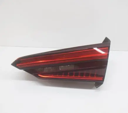 Audi A5 Tailgate rear/tail lights 8W6945094C