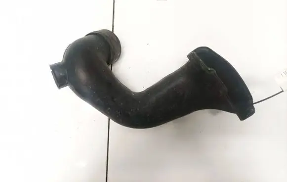 Suzuki Grand Vitara II Air intake hose/pipe