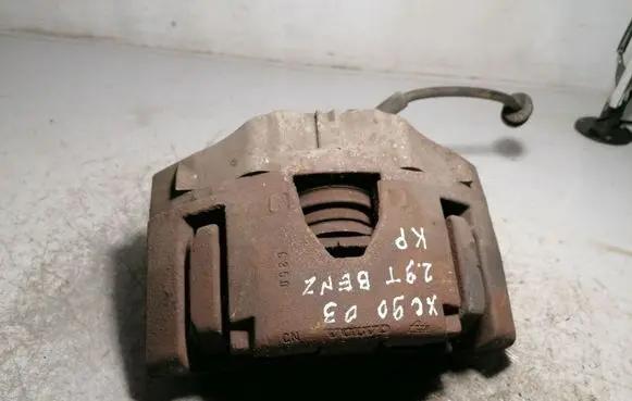 Volvo XC90 Front brake caliper 30657303
