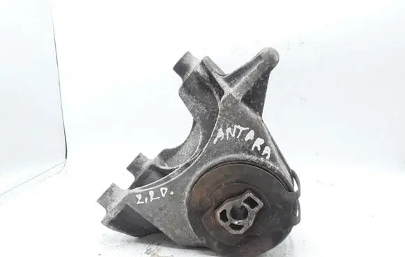 Opel Antara Engine mount bracket X00762A