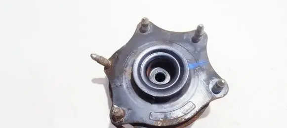 Honda CR-V Coil spring mount 