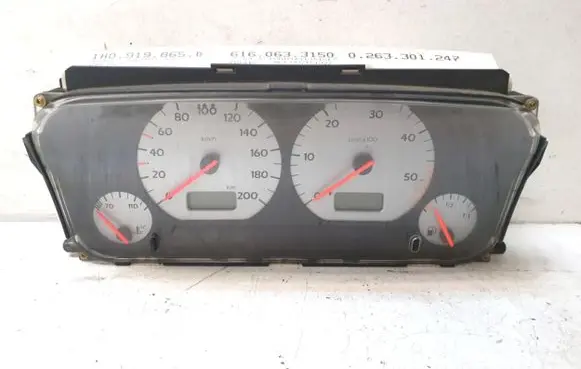 Volkswagen Golf III Speedometer (instrument cluster)