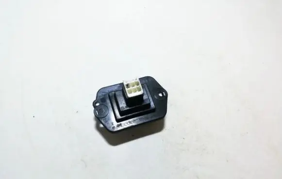 Mazda 6 Heater blower motor/fan resistor pm010010b hb180gj6a