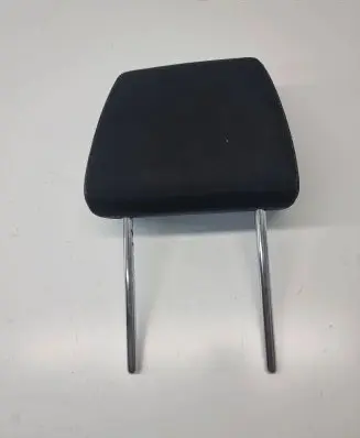 Suzuki Grand Vitara II Front seat headrest 
