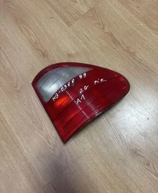 Mercedes-Benz E W210 Rear/tail lights 198202 A2108204864
