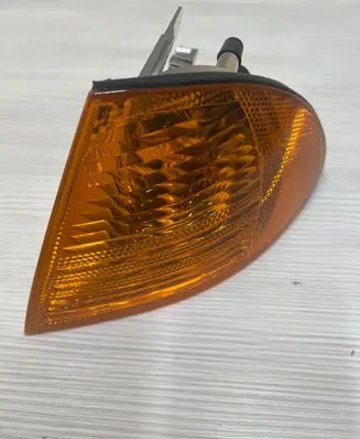 BMW 3 E46 Front indicator light 0311328001 010721