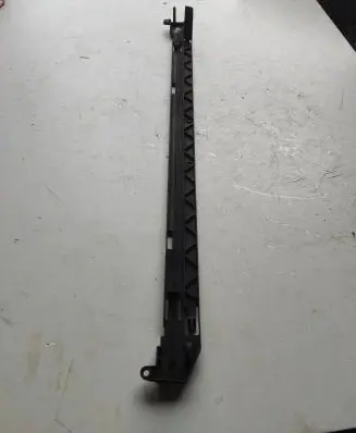 Volvo V50 Radiator mount bracket 4N518A421