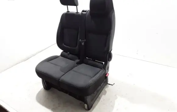 Renault Trafic III (X82) Front passenger seat 
