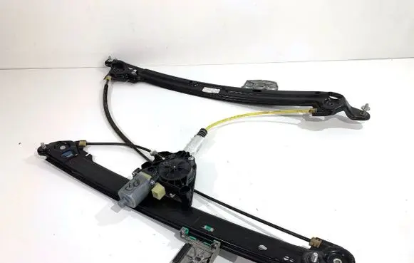 Audi Q8 Front door window regulator with motor 4M8837462