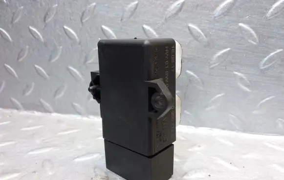 Skoda Rapid (NH) Seat heating relay 6R0959772E