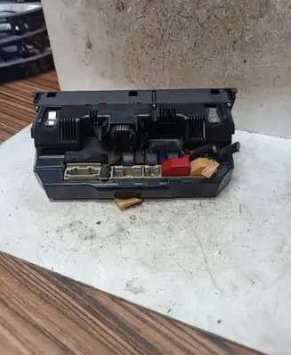 Audi A6 S6 C6 4F Climate control unit 4F1820043S 4F0910043 5HB00883306